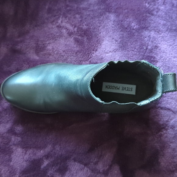 NWOB!! Steve Madden Women's Dover Ankle Boot, Black Leather, Sz 7.5 - Picture 14 of 16